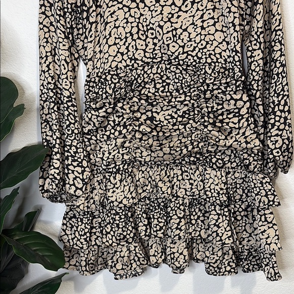 Leopard Print Long Sleeve ruffle Dress Medium - Picture 3 of 6